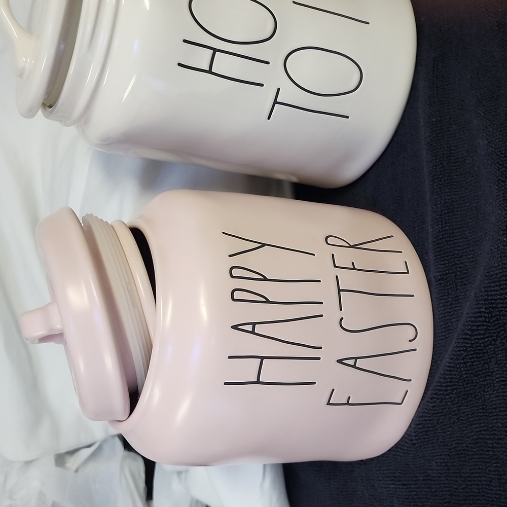 Rae Dunn large ceramic canisters THINK CHRISTMAS GIFTS 🎄 - Picture 3 of 5